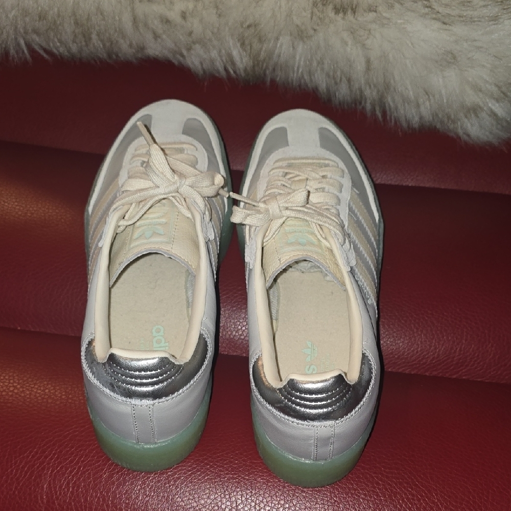 Adidas Sambae Sneakers in Gray With Transparent Green Sole, Sz 11 - Picture 4 of 8